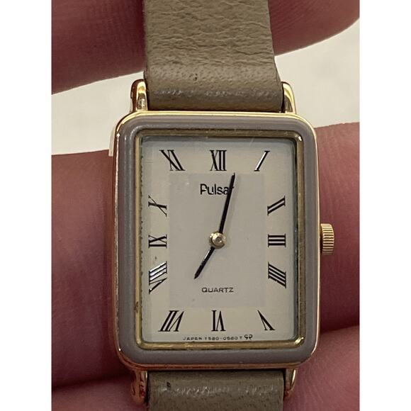 Vintage Pulsar Women’s Watch Y580-528F ( 640071 ) Needs Batteries - Picture 1 of 4